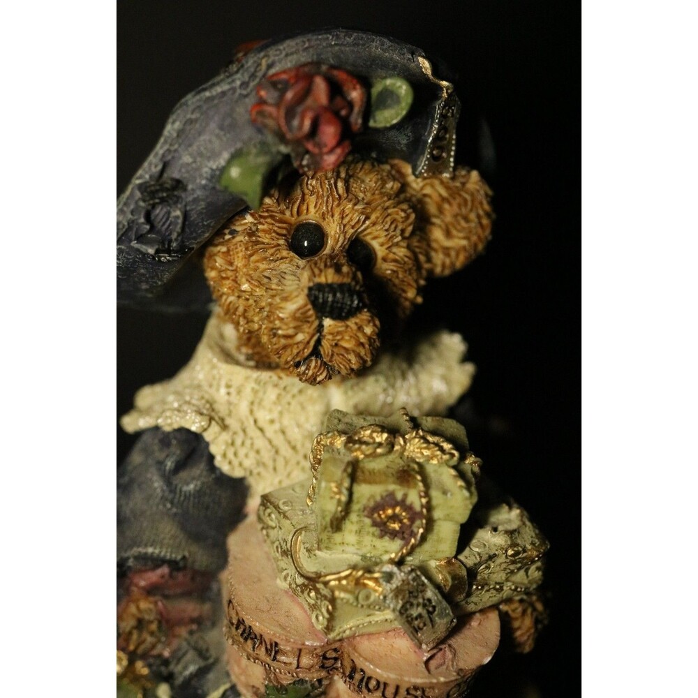 Boyds Bears and Friends, "Grace and Jonathan ... Born to Shop"